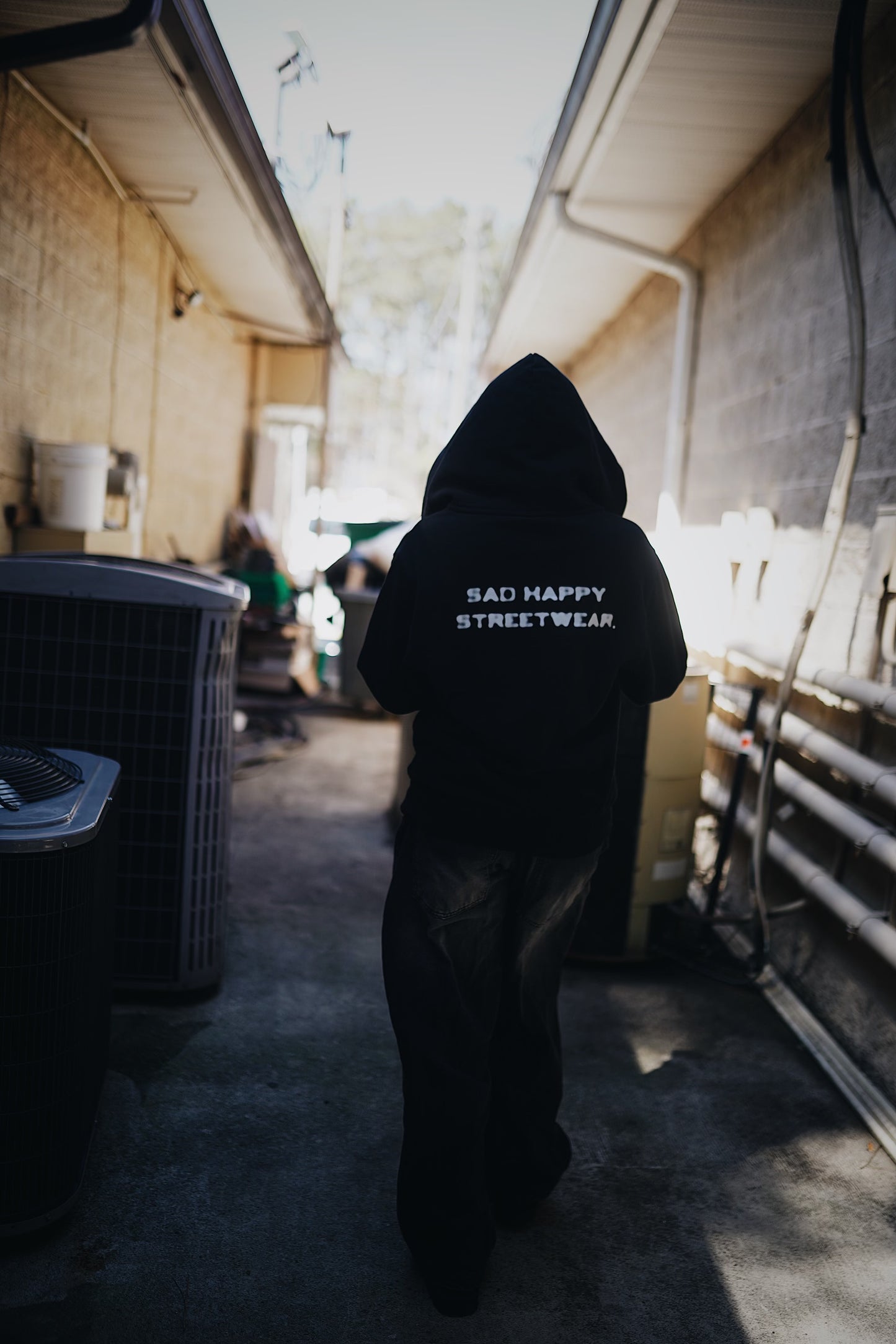"SH" (Tee)