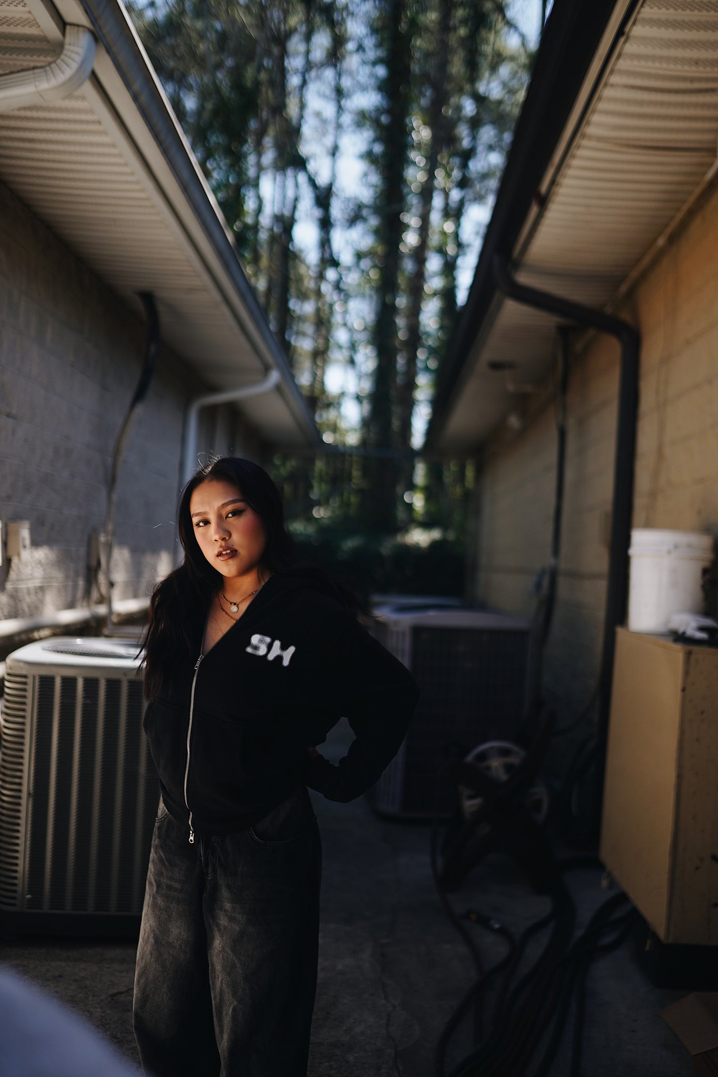 "SH" (Double Zipper Pullover)